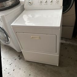 KENMORE DRYER COLOR WHITE