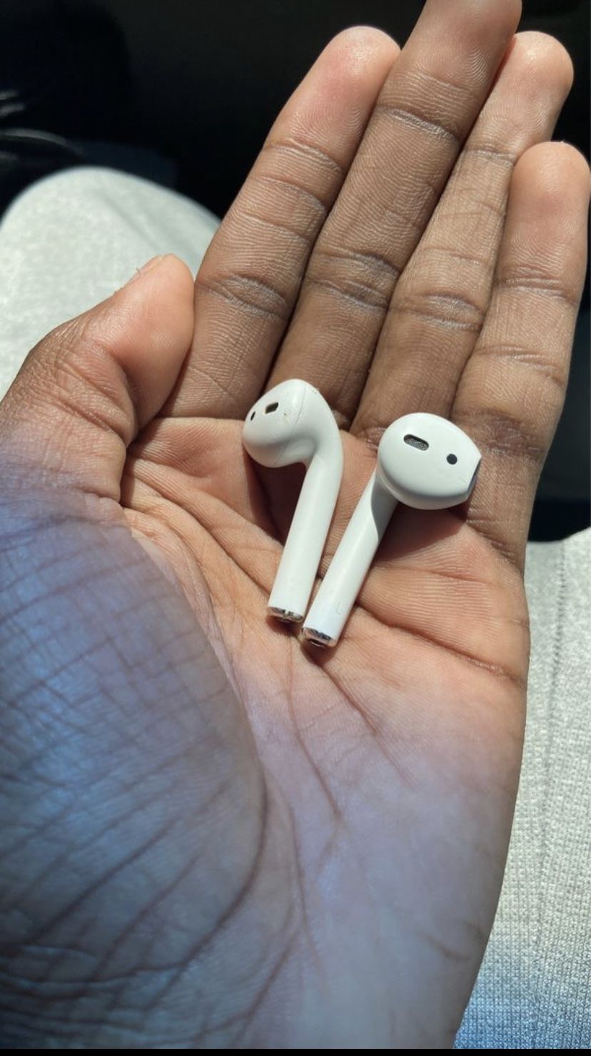 Apple AirPods