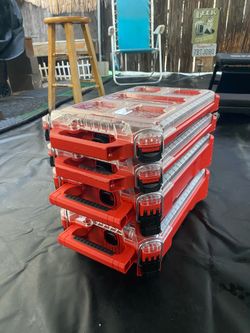 **NEW MILWAUKEE PACKOUT MODULAR STORAGE SYSTEM**