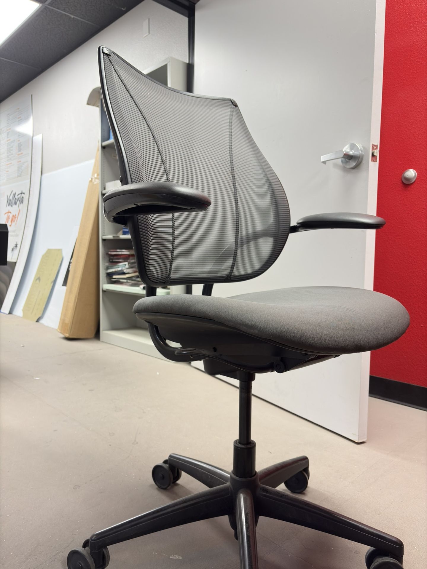 7 Humanscale Office Chairs ($40 Each) Going Out Of Business Sale