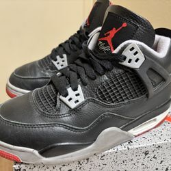 AIR JORDAN 4 RETRO SIZE 5Y  BOX 📦✅