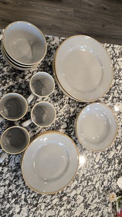 Dillard's Dinnerware - Noble Excellence Astoria Collection