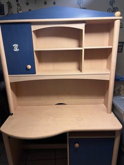 Desk and dresser set