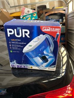 PUR MAXION 11-Cup Water Filter Pitcher