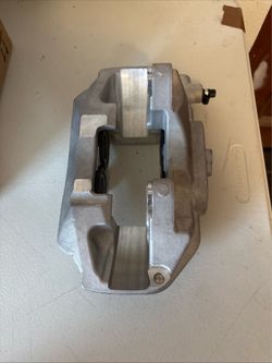 Brake caliper for Lexus models