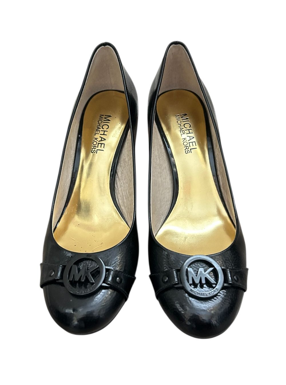 Michael Kors, black leather round toe kitten heel size 6.5