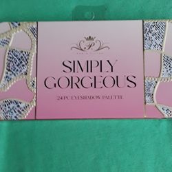 Paris Hilton Makeup Pallet 