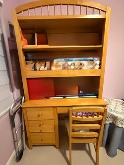 Wood Student Desk with Hutch and Chair
