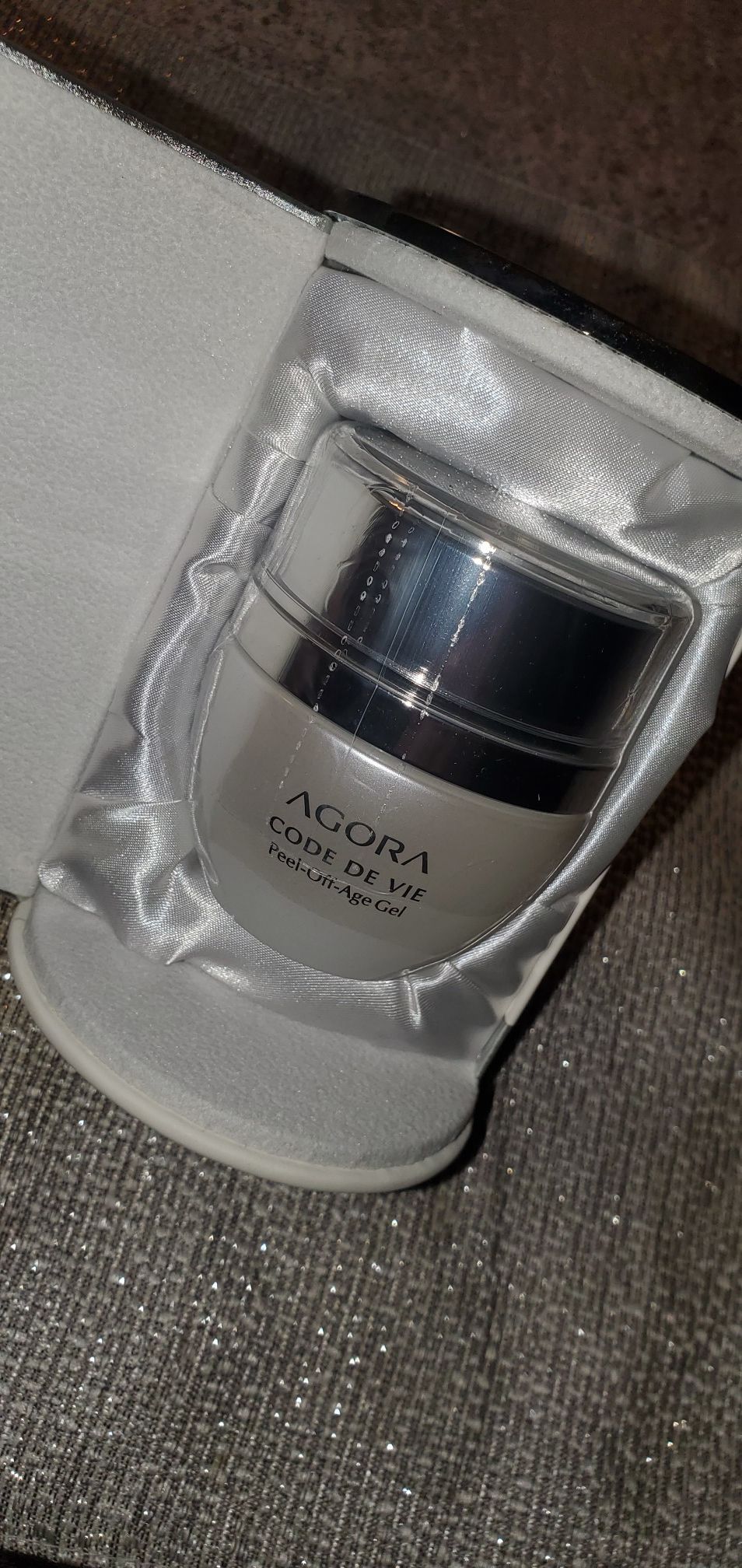 Agora Peel Off Age Gel Beauty Mask