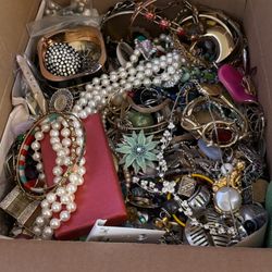Vintage To Now Costume Jewelry Craft Repair Box 8-10 lbs 