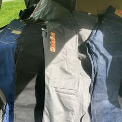 Youth Pants 32x30 Like New. 7 Pairs. $130. 