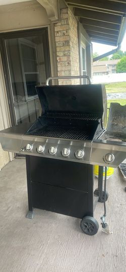 Propane grill