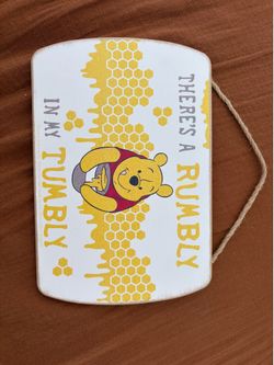 Winnie the Pooh hanging portrait