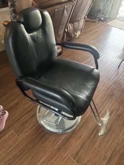 Barbering chair