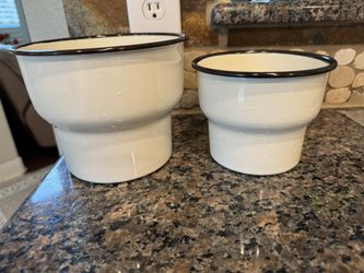 Lightly Used Metal Planter Nesting Combo Looks Good Together 