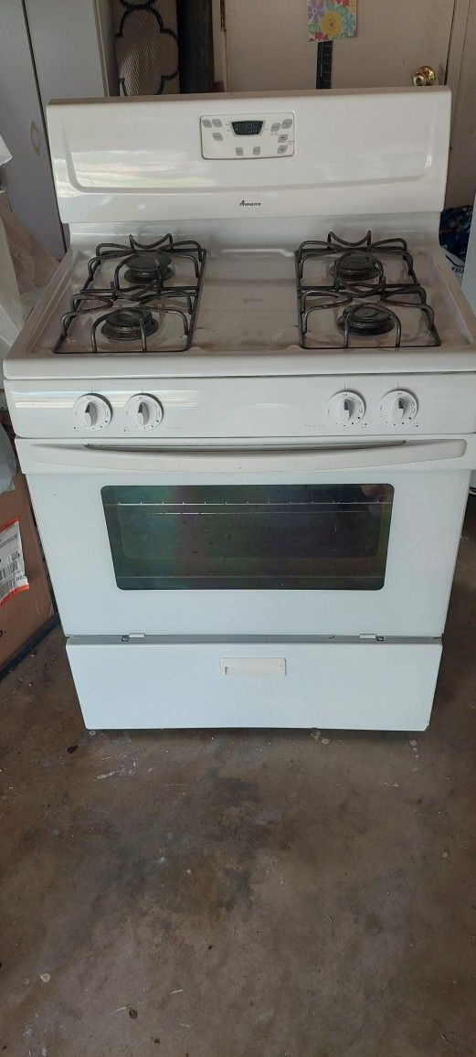 FREE DELIVERY GAS STOVE ⛽️ $180 OBO