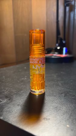 NYX DUCK PLUMP LIP BALM