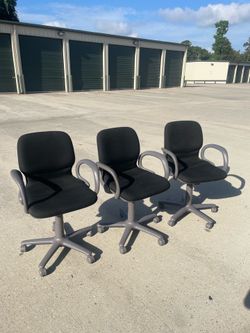 Desk chair