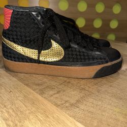 Very Rare Size 10 - Nike Blazer Premium Mid Dqm Black Red Gold 