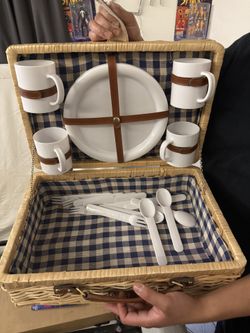 Picnic basket