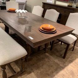 Regent Grayish Brown Dining Set / Dining table and Chairs 