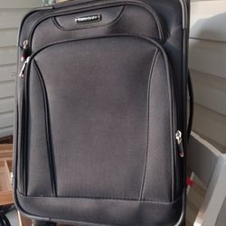 Samsonite Large  4 Wheels. Black 