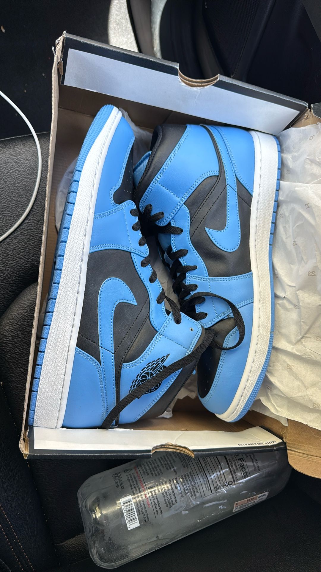 Nike Jordan 1’s Mids