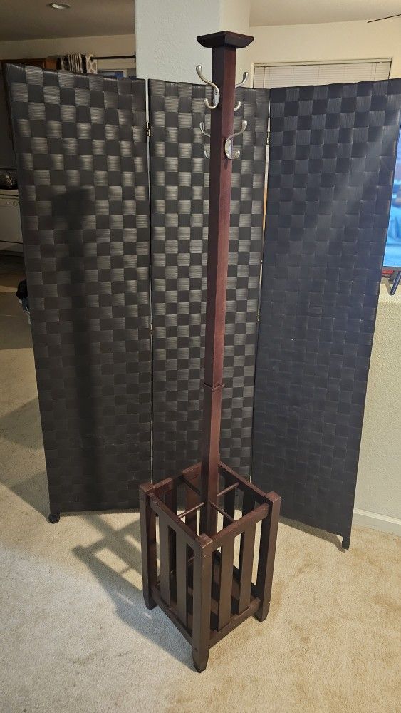 Winsome Memphis Wood Coat Hanger Umbrella Stand