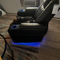 Black Adjustable Recliner 
