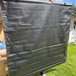 Retractable Car Window Sun Shade (YITA MOTOR)