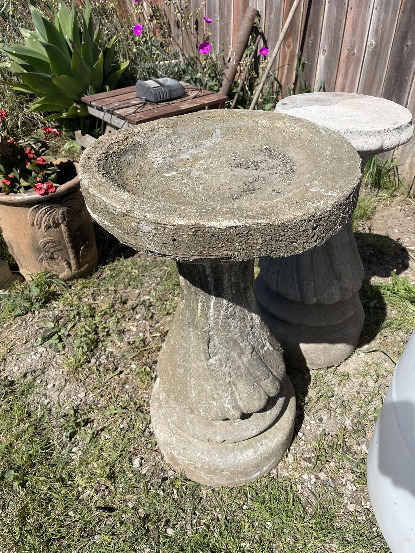Concrete Bird Bath Bowl Only for Sale in Rancho Suey, CA OfferUp