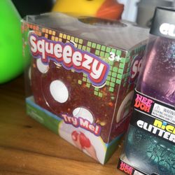 squeeezy jumbo size squishy authentic glitter dice rare 