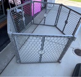Play pen