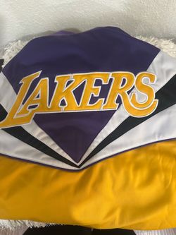 Lakers fleece