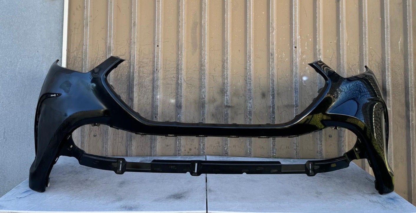 20202023 Toyota Highlander XSE Front Bumper OEM USED for Sale in South