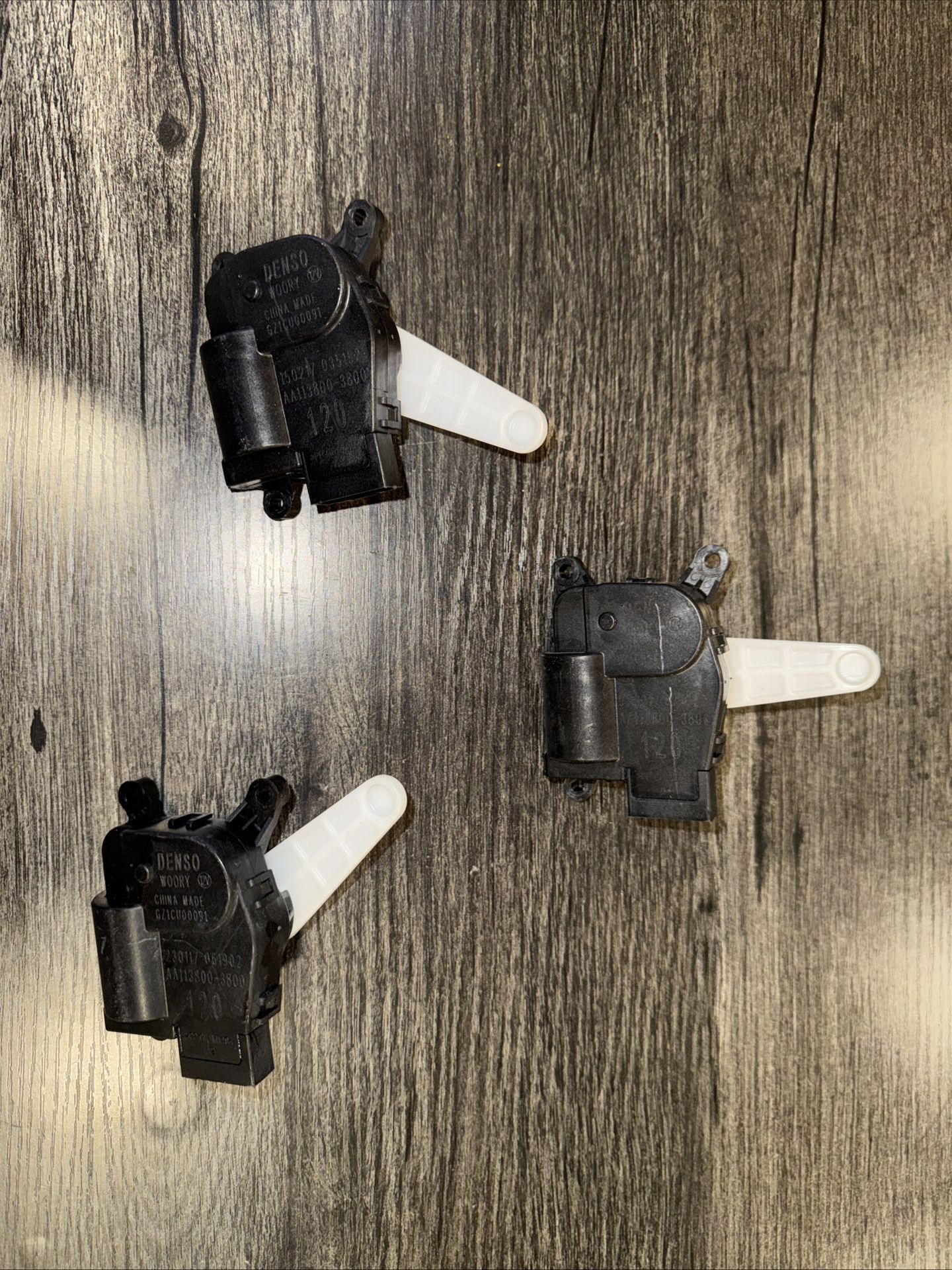 14-21 JEEP CHEROKEE HVAC AC HEATER BLEND DOOR ACTUATOR SET OF 3 OEM+