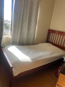 Wood Twin Bed Frame – Good Condition