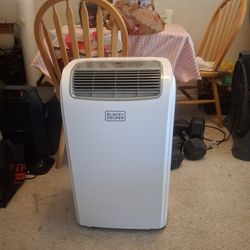 Black & Decker 4000 BTU portable air conditioner