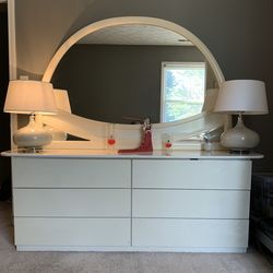Bedroom dresser And mirror