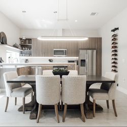 Restoration Hardware Zinc Reclaimed Pine Dinning $1,500