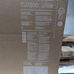 Samsung 55" 4K UHD Smart TV (UN55TU7000FXZA)
