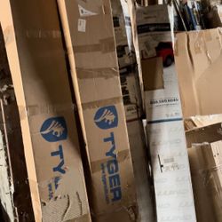 Tonneau Truck Covers, Fender Flares, Side Steps/ Nerf Bars $50 EACH 