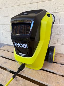 2100 psi pressure washer