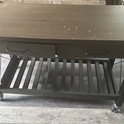 Kitchen Island 