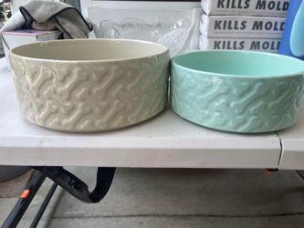 Dog bowls