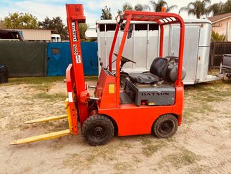 Forklift (READ DESCRIPTION)