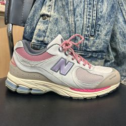 New Balance 2002r Size 9