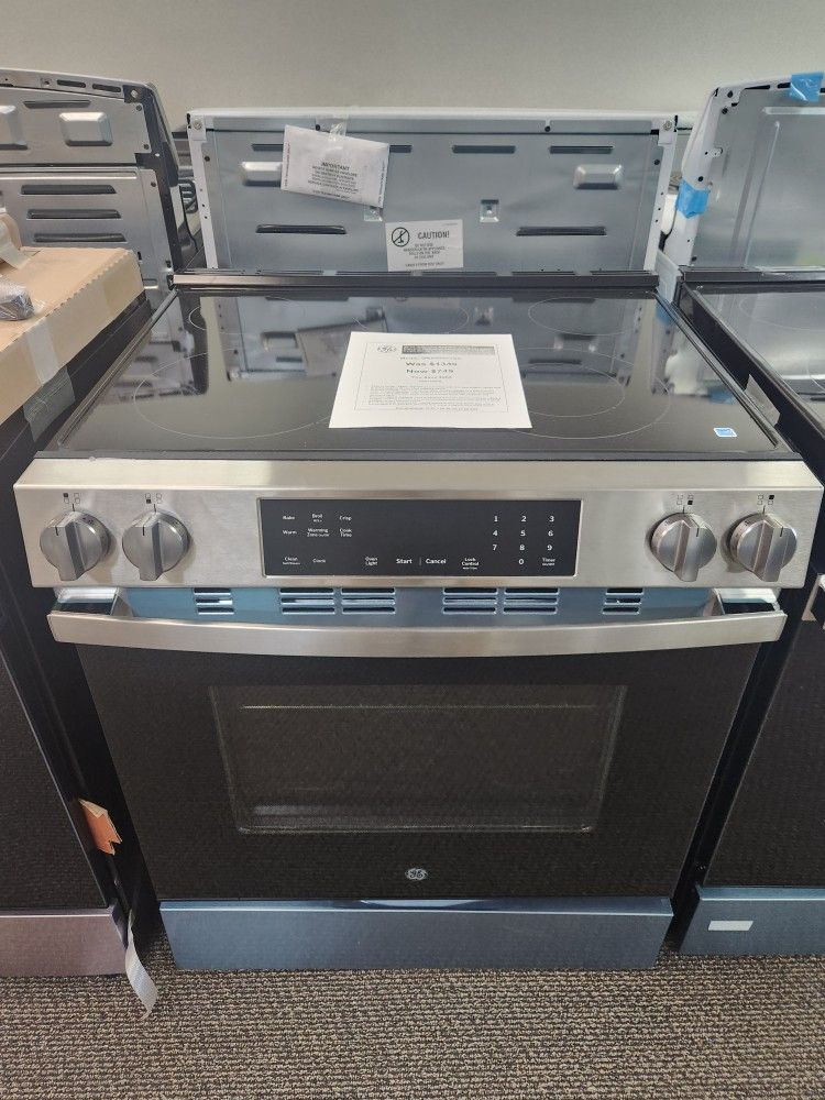 30 in. 5 Burner Element Slide-ln Electric Range in Stainless Steel with Crisp Mode