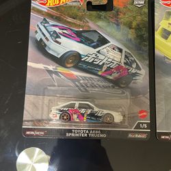 Hot Wheels Premium Mountain Drifters