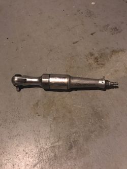 Snap On Reversible Air ratchet FAR72C